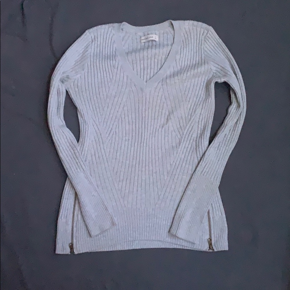 Grey sweater